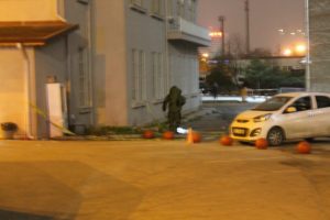 Ankara Adliyesi &ouml;n&uuml;nde ş&uuml;pheli paket alarmı!