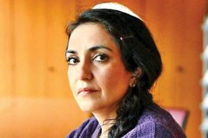 Kadın, eşi yatağa &ccedil;ağırdığında...