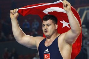 Rıza Kayaalp ilgisizlikten şikayet&ccedil;i!