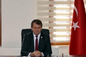 Sosyal g&uuml;vencisi olmayan 20 aileye t&uuml;p bebek tedavisi