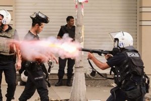 Emniyet: Biber gazı zararlı değil!