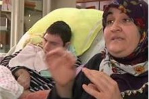 G&uuml;ls&uuml;m Annenin elektriğini kestiler!
