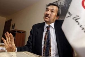 Galatasaray &Uuml;niversitesi Rekt&ouml;r&uuml; de istifa etti