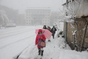 Konya'da 7 il&ccedil;ede eğitime kar engeli ! Okullar tatil...