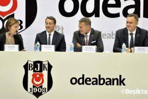 Beşiktaş sponsora doymuyor