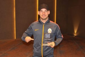 Taraftara g&ouml;re yılın futbolcusu Wesley Sneijder