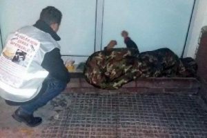 Evsizler i&ccedil;in 'Bir tas &ccedil;orba ve battaniye' kampanyası