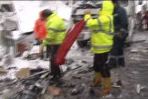 İş&ccedil;iden T&uuml;rk bayrağına b&uuml;y&uuml;k saygı