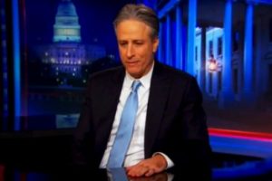 Jon Stewart The Daily Show'a veda ediyor