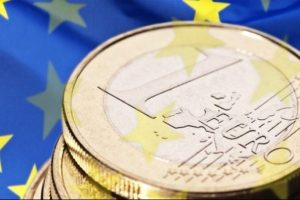 AB'den T&uuml;rkiye'ye 4,5 milyar avro