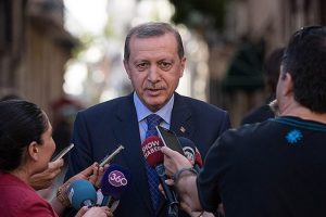 K&uuml;ba'ya y&ouml;nelik yaptırımları doğru bulmuyoruz