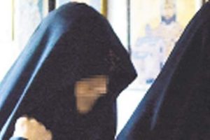 Sırp manastırında lezbiyen skandalı