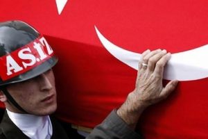 'Meraktan &ouml;ld&uuml;' dediler 22 yıl sonra şehit sayıldı