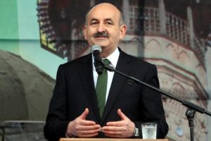 Bakan M&uuml;ezzinoğlu: Bir ve beraber olma ruhuna ihtiyacımız var