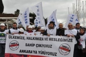 TMMOB, torba yasaya tepki i&ccedil;in Ankara'ya y&uuml;r&uuml;yor