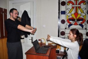 Spor salonuna gitmeden egzersiz yapın
