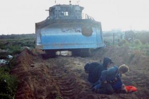 Ezerek &ouml;ld&uuml;ren İsrail'den tazminat talebine ret