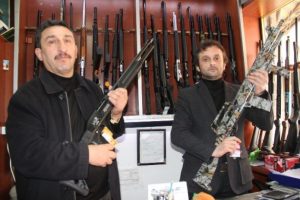 Filistin'e silah yardımında bulunmak istiyor