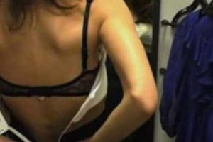İ&ccedil; &ccedil;amaşırlı fotoğraflarını Facebook'ta g&ouml;r&uuml;nce...