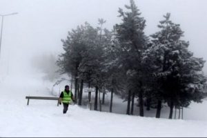 Spil Dağı'nda kar kalınlığı 2 metreyi aştı
