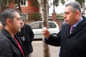 ''Pankartı kapatın, a&ccedil;ıklamanızı yapın sonra da dağılın''