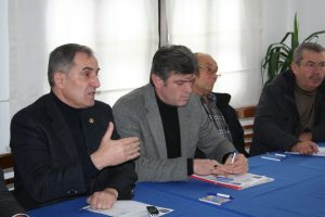 Bursa Milletvekili İsmet Su muhtarları dinledi
