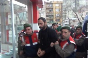 Bursa'da nefes kesen &ccedil;alıntı trakt&ouml;r operasyonu!