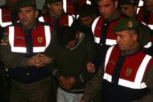 &Ouml;zgecan'ın katil zanlıları tutuklandı, 3 ayrı cezaevine kondu