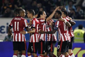 Hollanda'da PSV Eindhoven fırtınası s&uuml;r&uuml;yor