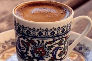 Fazla &ccedil;ay ve kahve t&uuml;ketenler dikkat!
