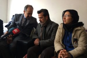 &Ouml;zgecan'ın babasından ibretlik s&ouml;zler