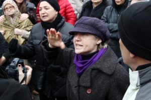 Kadınları &ccedil;ileden &ccedil;ıkaran a&ccedil;ıklama