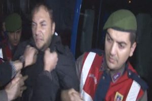 Katil zanlısına lin&ccedil; girişimi
