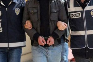 Batman'da 33 g&ouml;zaltı