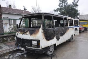 K&uuml;le d&ouml;nen minib&uuml;ste kundaklama iddiası