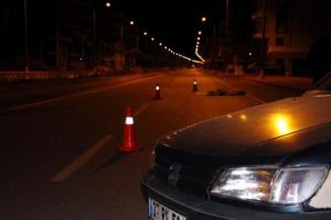Felaket b&ouml;yle geldi! R&ouml;gar kapağına &ccedil;arpmamak i&ccedil;in...