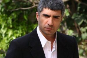 &Ouml;zcan Deniz'den olay yaratan &Ouml;zgecan mesajı...