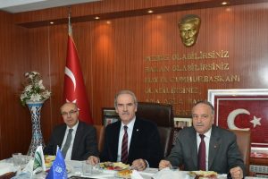 B&uuml;y&uuml;kşehir 'Marka Kent Bursa' yolculuğunda esnafla el ele