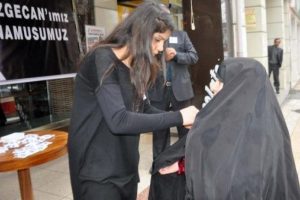 &Ouml;zgecan Aslan'ın &ouml;ld&uuml;r&uuml;lmesine iş yerini kapatarak tepki g&ouml;sterdi