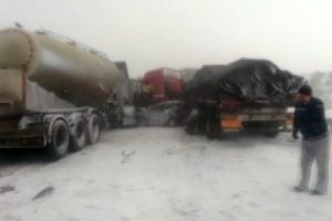 Tem otoyolunda zincirleme kaza !
