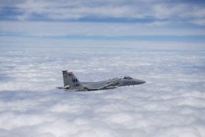 Savaş u&ccedil;akları Telabyad'yı bombaladı