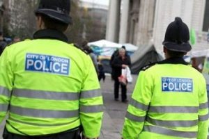 Londra'da bı&ccedil;aklanan T&uuml;rk genci hayatını kaybetti