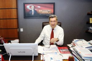 CHP'li &Ouml;ğ&uuml;t'ten, Kadık&ouml;y sahiline cami projesine soru &ouml;nergesi