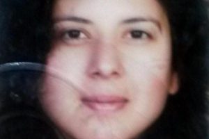 Takla atan otomobilde kadın s&uuml;r&uuml;c&uuml; &ouml;ld&uuml;