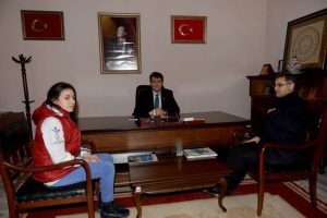 Geleceğin aş&ccedil;ıları D&uuml;ndar'a teşekk&uuml;r etti