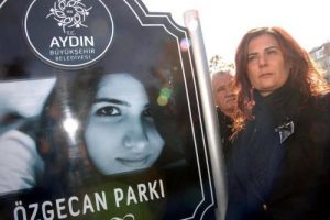 &Ouml;zgecan'ın adı Aydın'da parka verildi