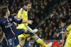 Chelsea'nin  attığı gol d&uuml;nyayı şaşırttı