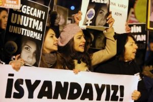 KESK &Ouml;zgecan i&ccedil;in y&uuml;r&uuml;d&uuml;