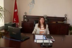 T&uuml;rkiye'nin &uuml;&ccedil;&uuml;nc&uuml; kadın valisi Yasemin &Ouml;zata &Ccedil;etinkaya oldu