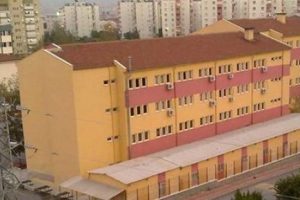 "Kısa etek giyen i&ccedil;in taciz timi" iddiasına soruşturma